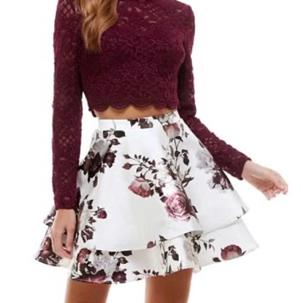 Holiday dress - Picture 5 of 6